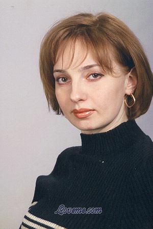 69119 - Svetlana Age: 38 - Russia