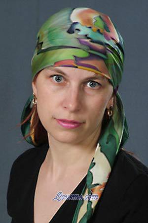 69490 - Ludmila Age: 39 - Russia