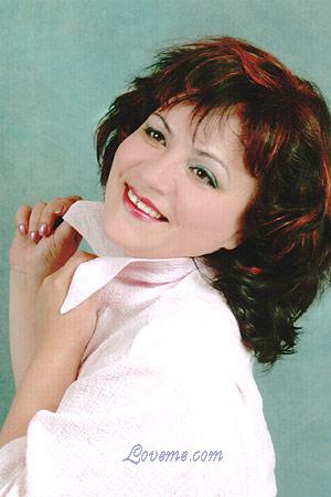 72175 - Vladlena Age: 43 - Russia