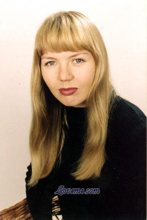 72401 - Natalia Age: 39 - Russia