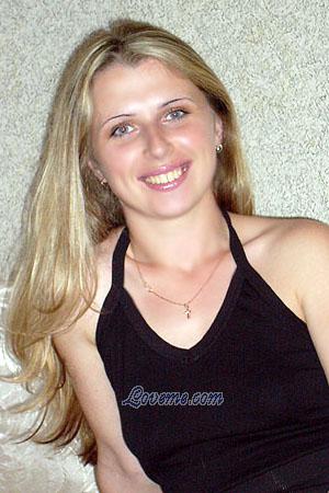 72999 - Svetlana Age: 36 - Russia