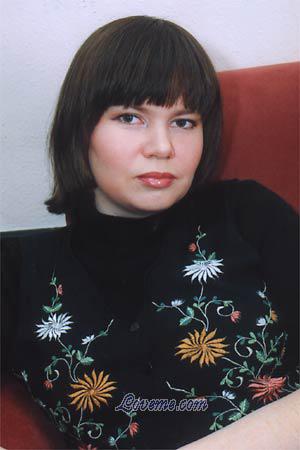 75641 - Nina Age: 34 - Russia