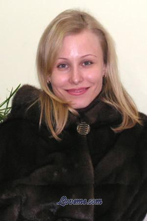 77124 - Nadezhda Age: 35 - Russia