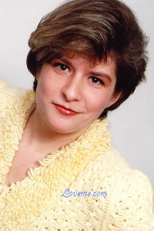 77463 - Alla Age: 41 - Russia