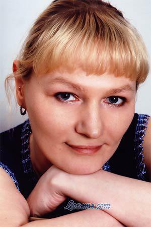 86049 - Ksenia Age: 37 - Russia