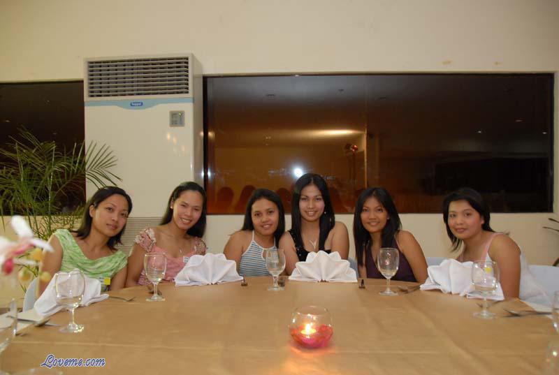 Philippine-Women-3779