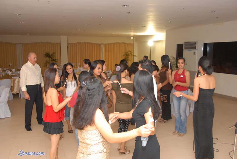 Philippine-Women-5410