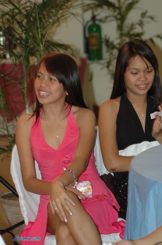 Philippine-Women-7098